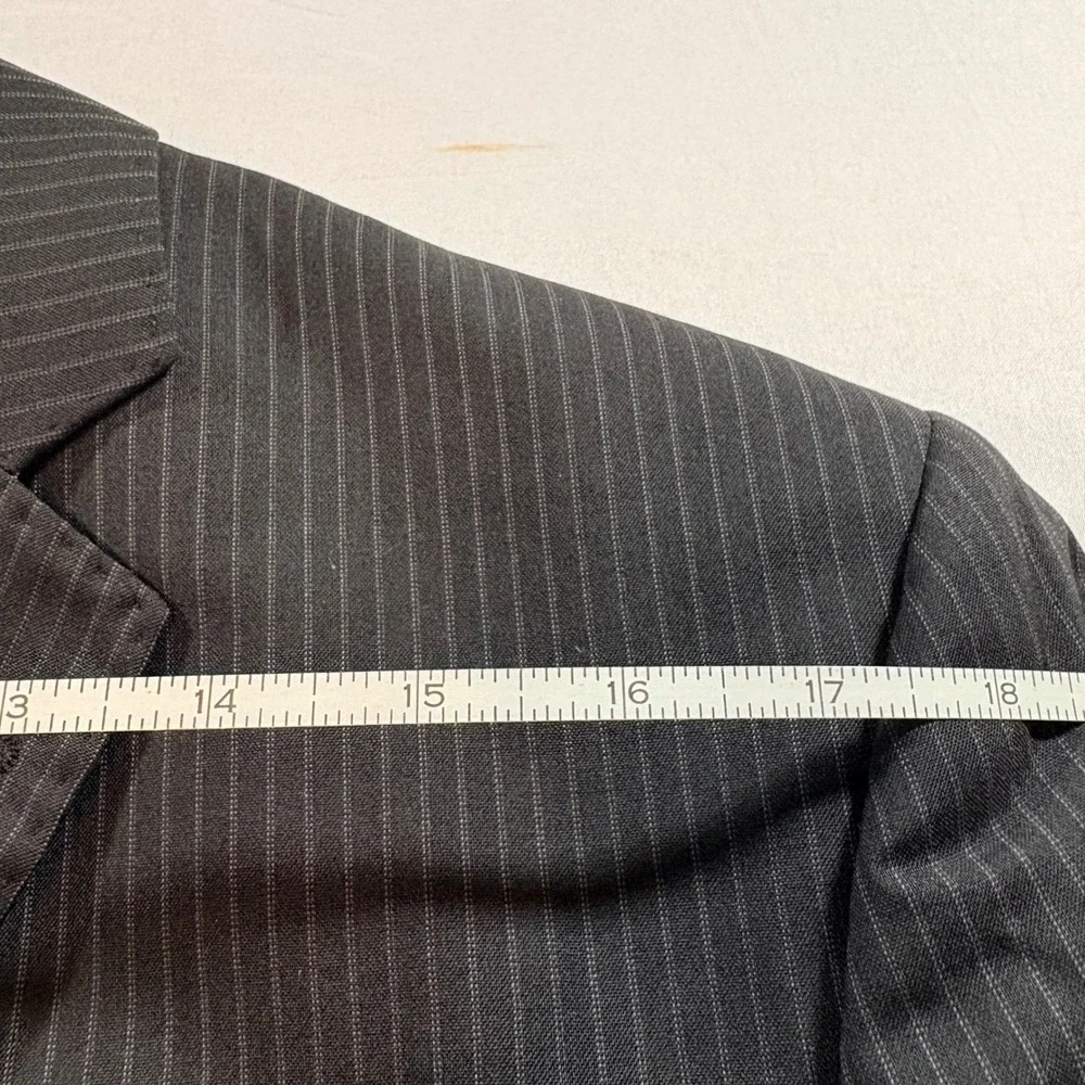 Banana Republic Pinstripe Blazer Mens 42R Wool Silk Blend Sport Coat Gray